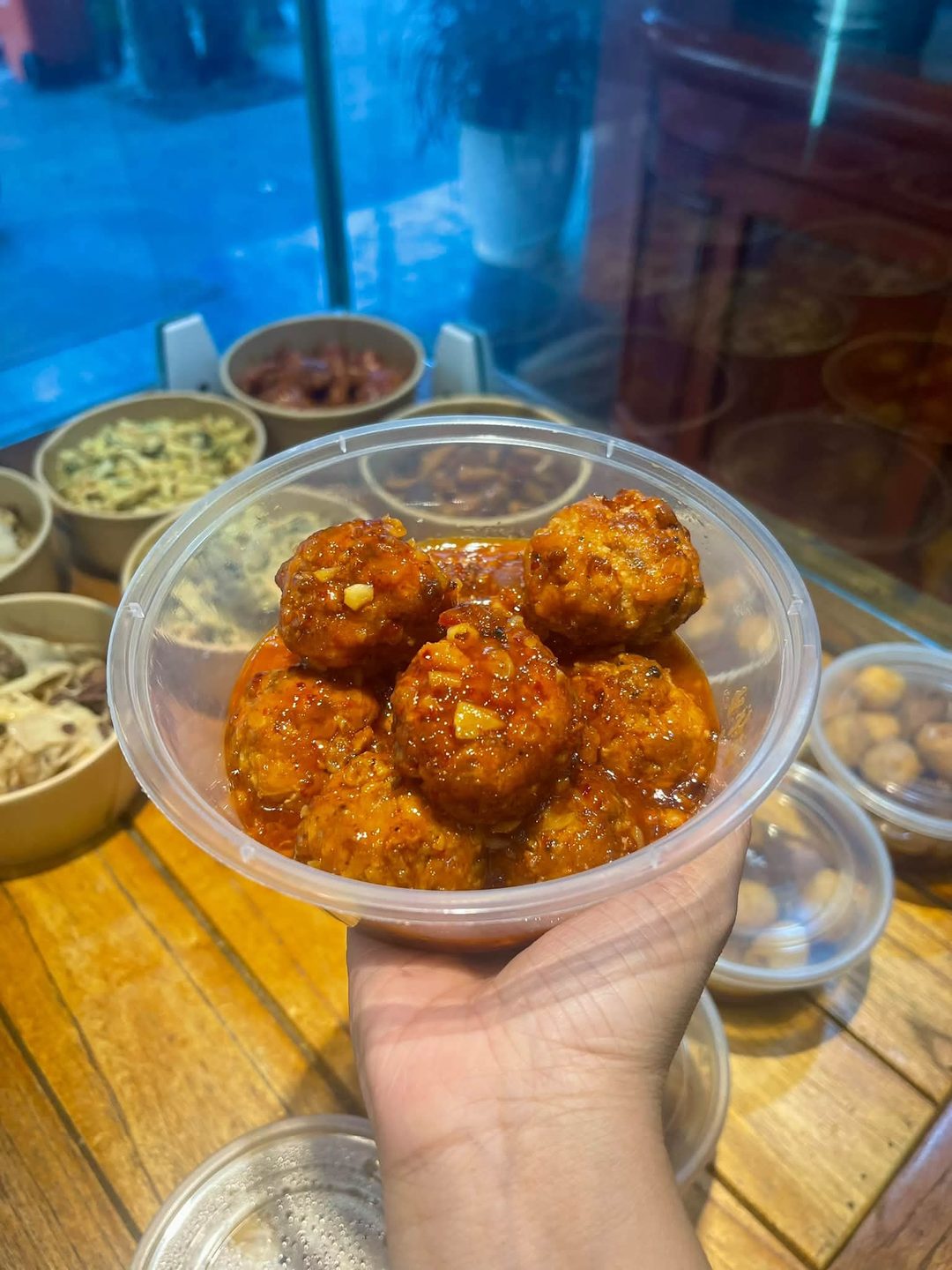 Chả viên sốt cà